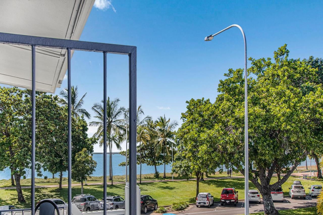 Strand Motel Townsville Eksteriør billede